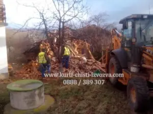 Събаряне на сграда с багер 76